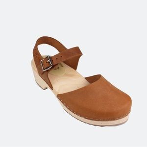 Lotta from Stockholm Low Wood Brown Clogs | Oiled Nubuck | Women’s 39/8.5